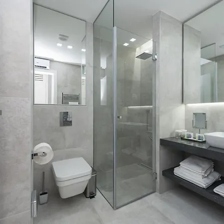 Artis Appartement *