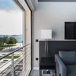 Apartman Artis *